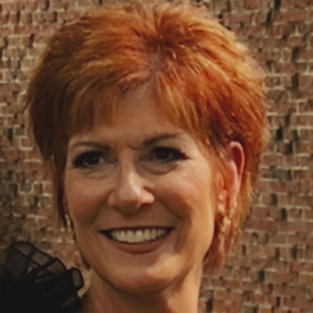 Meet your Posher, Dina